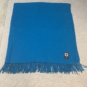 TUMI Throw Blanket 50x60 Blue Luxury